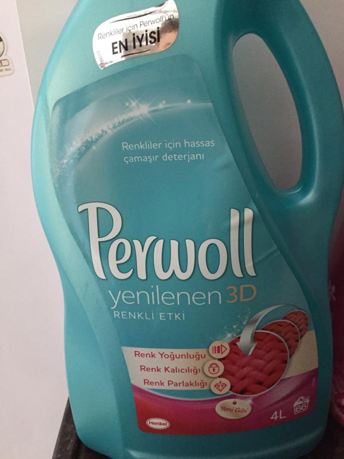 Kızlar, Renkli çamaşırlar için “ Perwoll yenilenen D renk etkisi “ kullandım fakat köpürmedi. Acaba bu normal mi?