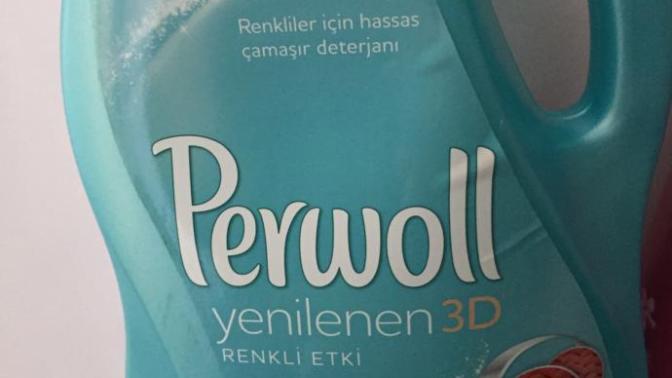 Kızlar, Renkli çamaşırlar için “ Perwoll yenilenen D renk etkisi “ kullandım fakat köpürmedi. Acaba bu normal mi?