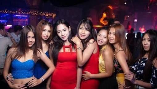 Tayland turu denilince dünyada akla gelen ilk şey neden gece hayatı geliyor ?