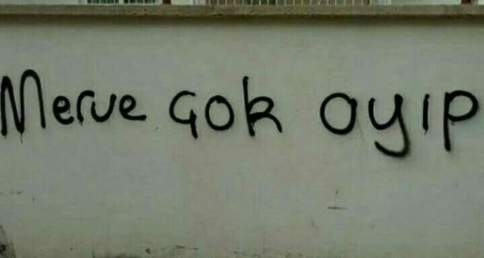 Duvar yazılarını sever misiniz ??
