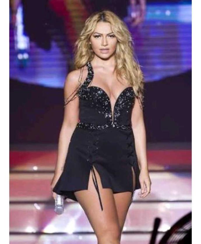 Hadise mi Aslı Enver mi??