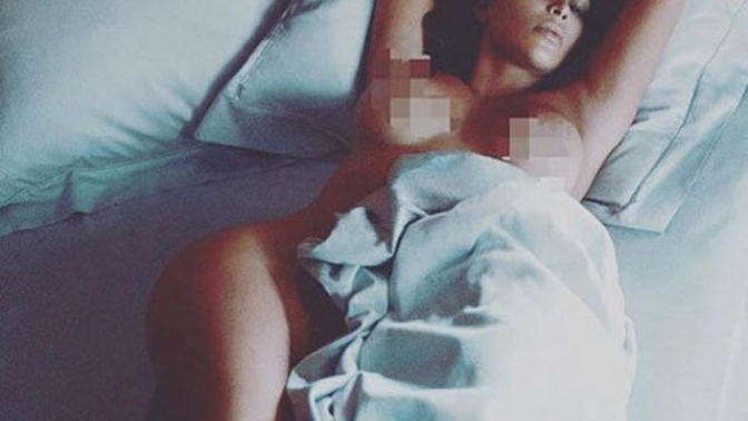 Demet Akalın'ın, Kim Kardashian'a 'annelik' ayarı vermesine ne diyorsunuz?