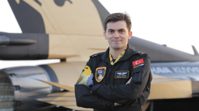Jet Pilotu mu Acaba?
