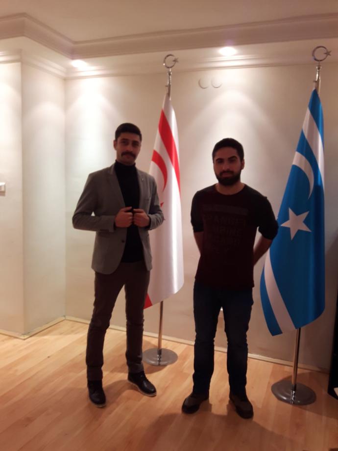 biri boksör diğeri güreşci sizce hangi fizik daha iyi gözüküyor?