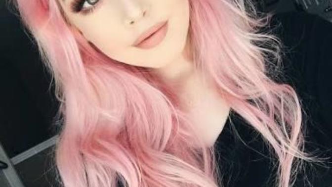 Kızlar, Pembe saç güzel mi?