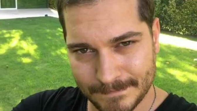 Çağatay ulusoy hakkında düşünceleriniz nedir sever misiniz?