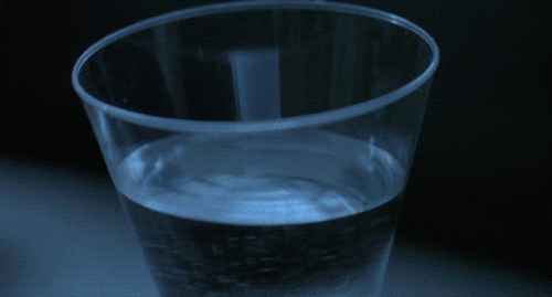 Siz hayatta bardağın dolu tarafını mı boş tarafını mı görürsünüz?