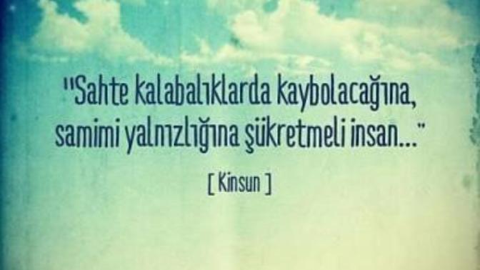 Çevrenizdeki insanlarla iyi anlaşmak için yapmacık davranır mısınız?