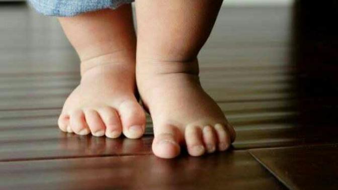 Eve sağ ayaklamı sol ayaklamı girersiniz?