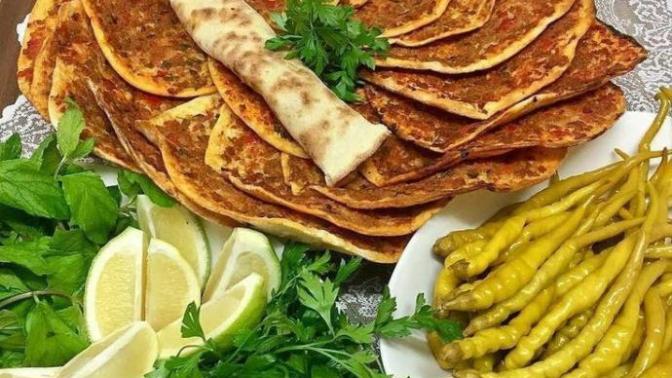 Spordan sonra "Sevgilim, beni lahmacun yemeğe götürür müsün?" diyen sevgilinizin bu isteğini yerine getirir misiniz?