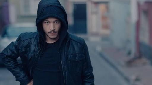 En sevdiğiniz Çukur dizisi karakteri?