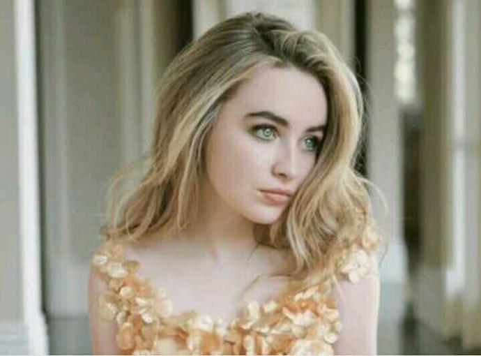 Sabrina Carpenter güzel mi ??