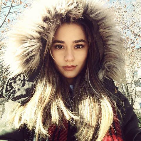 Ece Yaşar güzel mi?