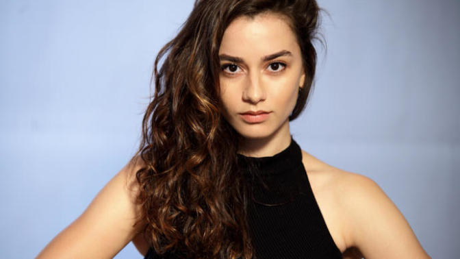 Ece Yaşar güzel mi?