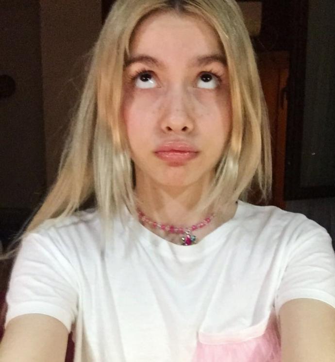 Aleyna Tilki mi kuzenim Begüm mü daha güzel?
