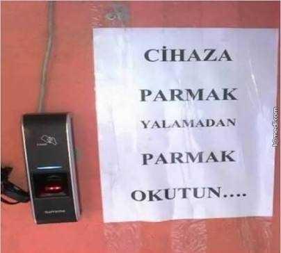 Mizahı olmayan bir ülkede mi yaşamak korkunçtur, her şeyin her an mizahı gerektirdiği bir ülkede yaşamak mı?