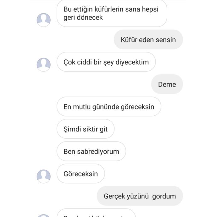 Aşağıda konuştuğumuz yazıyı paylaştım  kavgaliydik . Bana mutlu gününde göreceksin dedi nedemek bu? Supriz mı?