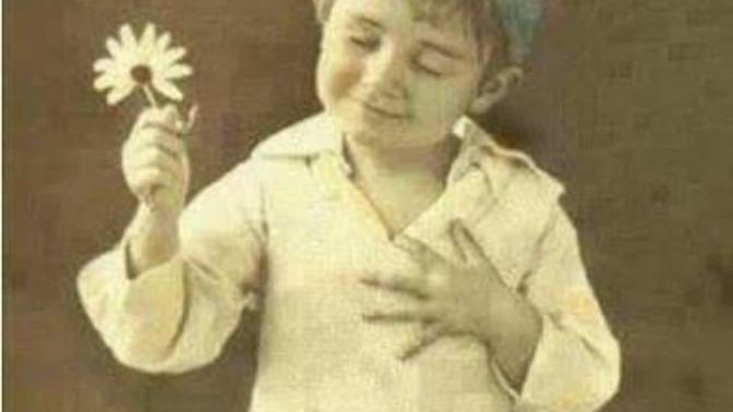 “Sen azıcık sevseydin üstünü ben tamamlardım. Vallahi yapardım” dediniz mi hiç? Küçücük bir sevgiden koca bir umman büyüttünüz mü?