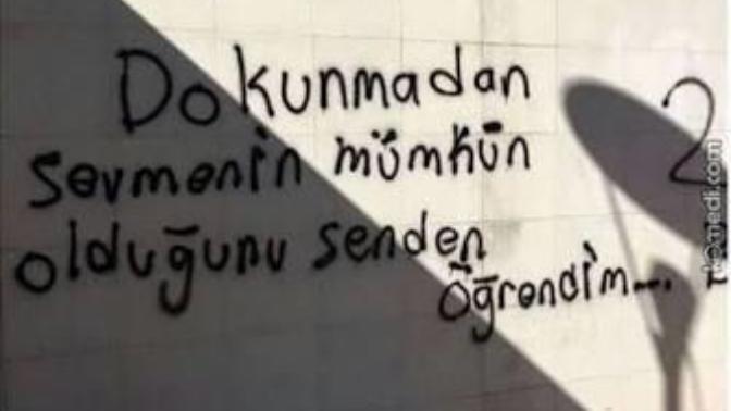 Platonik Aşk Nedir? Yaşayan Var Mı? Nasıl Oluyor?