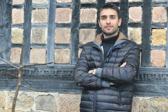 Hangi oyuncu daha yakışıklı çıkmış?