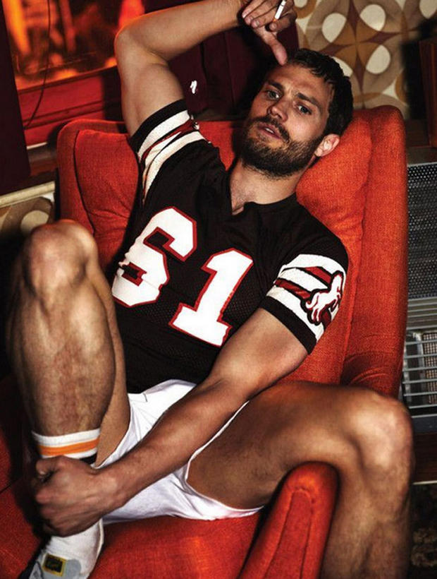 Grinin 50 Tonu'nun yıldızı Jamie Dornan'ın hangi tonu daha etkileyici?