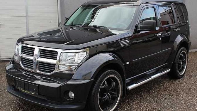 Dodge nitro modeli mi yoksa wolksvagen touareg mi?