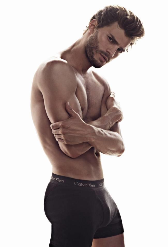 Grinin 50 Tonu'nda hayranlıkla izlediğimiz aktör Jamie Dornan'ın hangi tonu daha çekici?