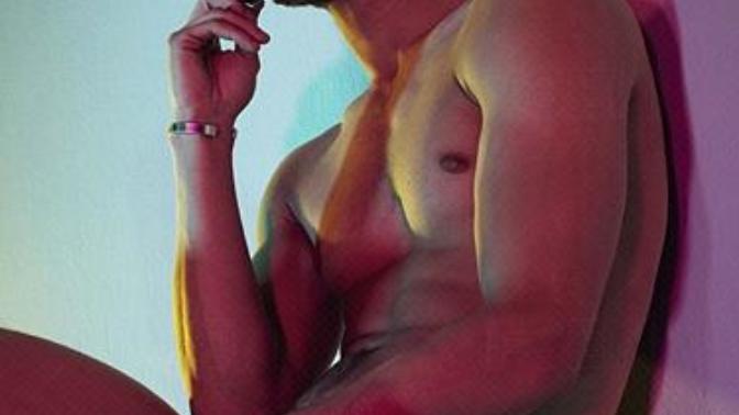Grinin 50 Tonu'nda hayranlıkla izlediğimiz aktör Jamie Dornan'ın hangi tonu daha çekici?