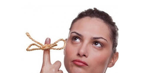 Ağacın hatirladigini balta unutabiliyor? The axe forgets what the tree remembers? Sair burda ne demek istemistir ))?