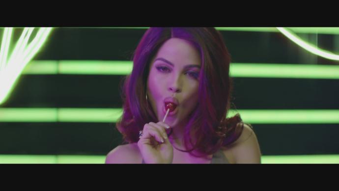 Lolipop yiyen kızlar çekici midir?