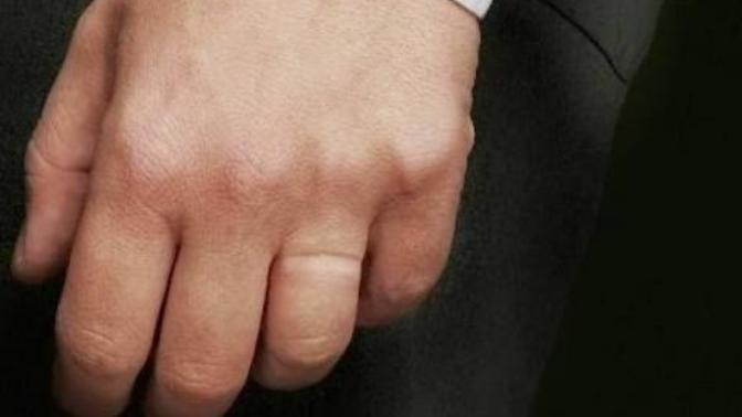 Evli kişiler alyans takmali mi? Evde alyans takan eşinin dışarıda yüzüğünü takmadigini görsen tepkin ne olurdu?