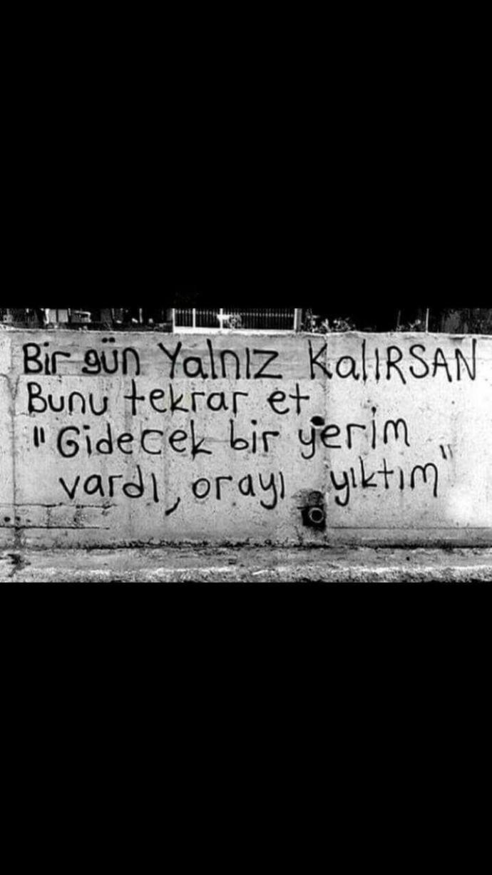 Siz hiç sizi seven birini kırdınız mı? Ya da birini çok sevip kırıldınız mı??