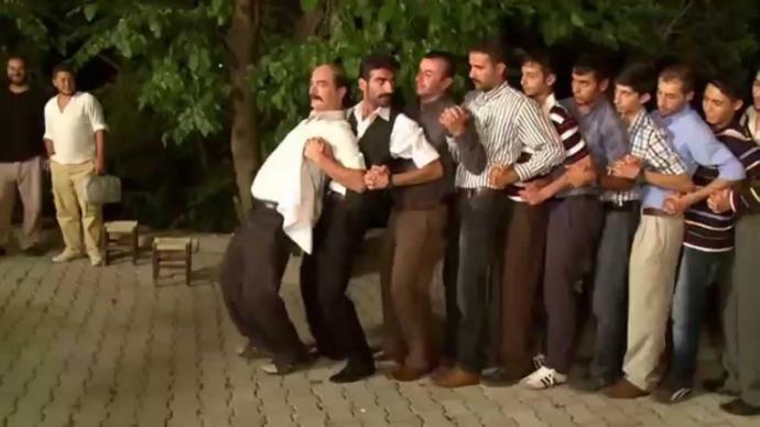 Hiç halay başı oldunuz mu?