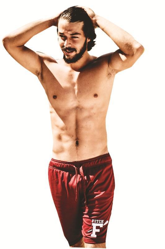 1990'ların ülkemize armağanı,birbirinden seksi bu erkekler arasından karizmasıyla sıyrılan hangisi?