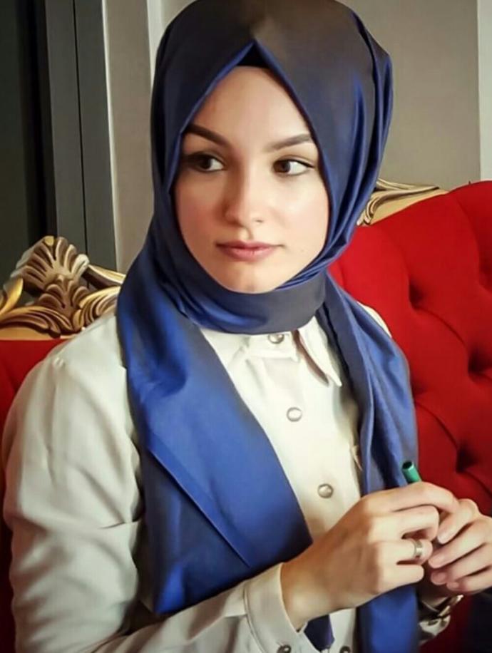 Sümeyra Yerkel güzel mi?