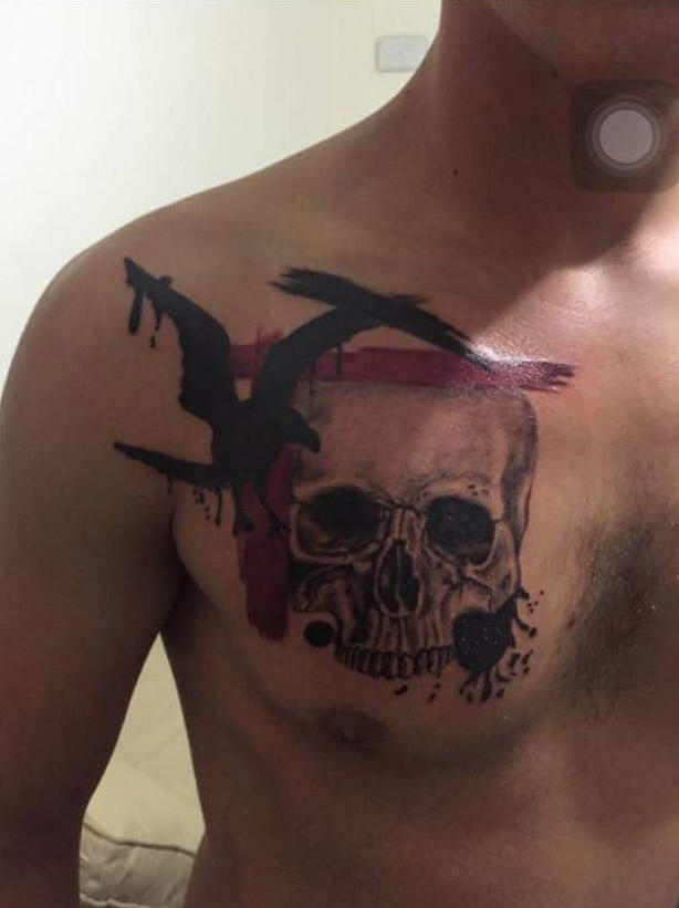 Dövme ve piercing görsel çekiciliği arttırma unsuru mu, yoksa psikolojinin dışa vurumu mu?