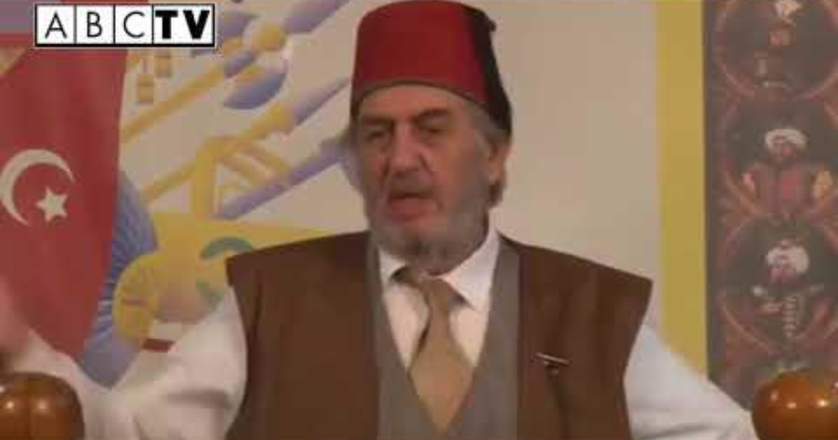 "Ölürken yüz üstü düşen asker kafirdir" diyen Kadir "Ölürken yüz üstü düşen asker kafirdir" diyen Kadir