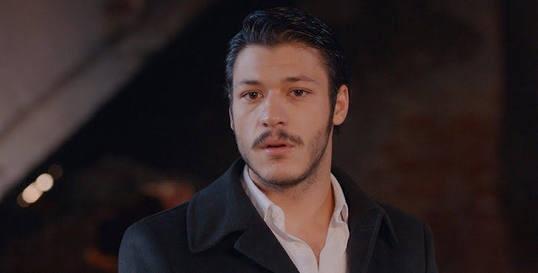 Çukur dizisi oyuncularından en çok hangisinin oyunculuğunu beğeniyorsunuz?