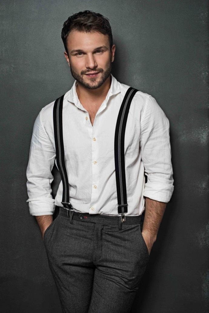 Eurovision'a katılmasıyla popülerlik kazanan Litvanyalı yakışıklı müzisyen Vaidas Jacob Baumila hangi fotoğrafta daha çekici?