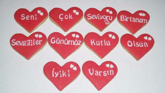 Sevgililer Günümüz mübarek olsun mu?