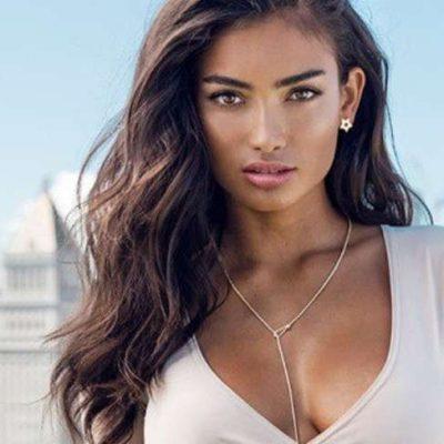 Victoria Secret modeli Kelly Gale:“Sevgilimle uçakta cinsel ilişkiye girdik”!İlişkilerin cüretkar yaşanması doğru mu?