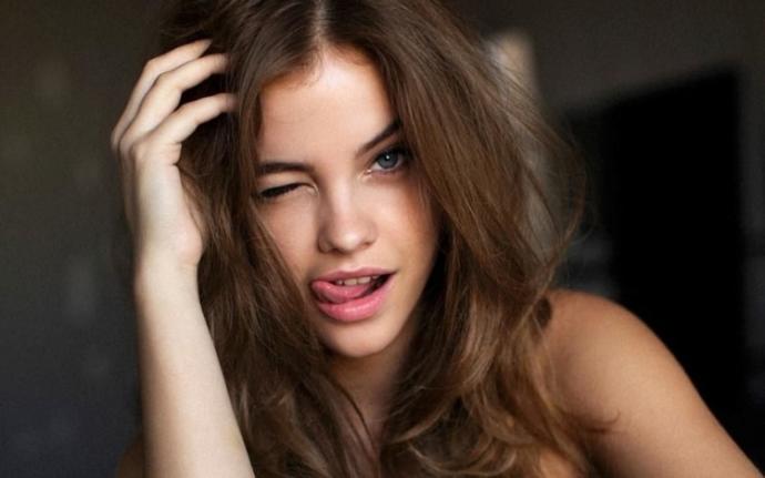 Sizce Barbara Palvin mi daha güzel bu kız mı?
