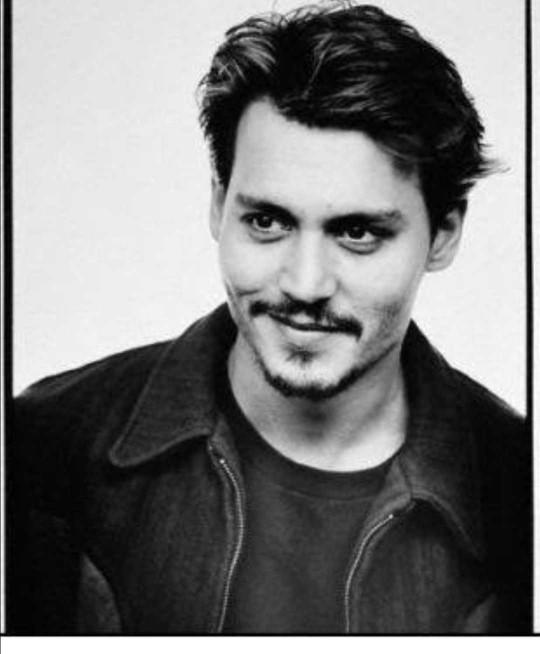 Johnny Depp'e Benzeyeniz Var Mı Aranızda??