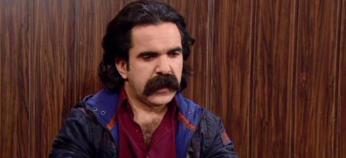 (41) Alparslan Özmol'un canlandırdığı en beğendiğin Çaycı Hüseyin imajı hangisi?
