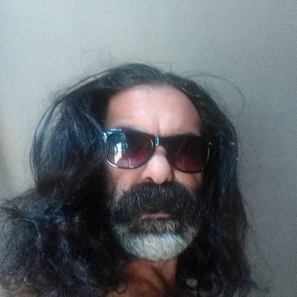 (41) Alparslan Özmol'un canlandırdığı en beğendiğin Çaycı Hüseyin imajı hangisi?