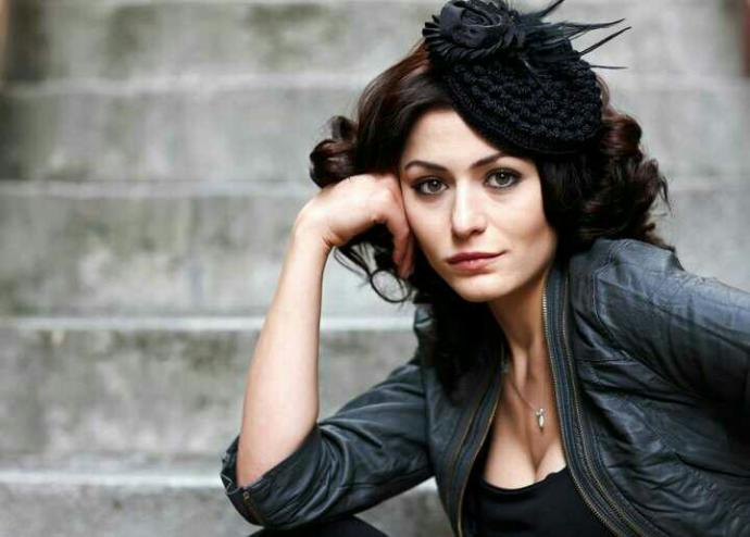 Sizcede Deniz Çakır çok güzel değil mi??