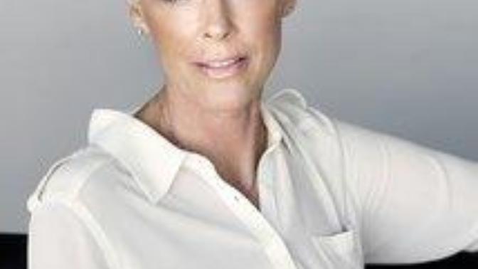 Herkesin gençlikte hayallerini besleyen bir ünlü vardır benimkisi Brigitte Nielsen di. sizinkisi kimdir?