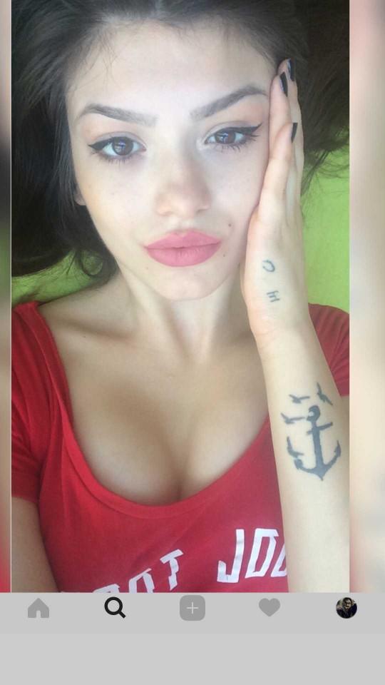 Sizce Simge Barankoğlu güzel mi?