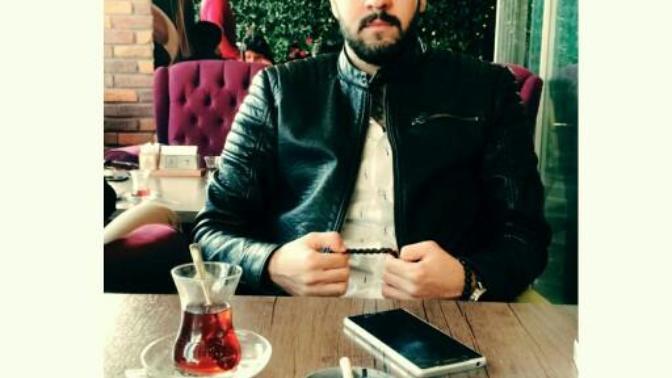 Elinde tesbih olan erkeklere ne diyorsunuz?