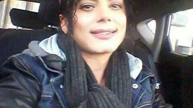 MİCHAEL JACKSON YAŞIYOR MUU?